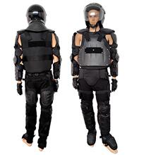 当铁豆直面赛场性别偏见中国女性赛车手如何打破速度与偏见的双重围栏？