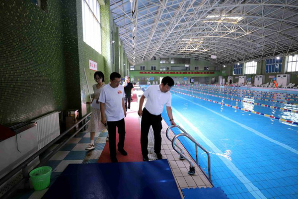 建造泳池需要用到哪些泳池设备？
