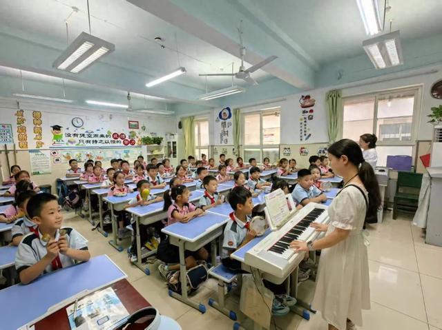 灞桥区东城第一小学体音美期末测评活动(图1)