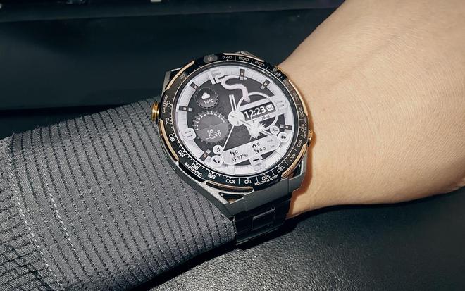 2025买智能表别纠结!用户一致好评推荐从老人到年轻人都能用!(图2)