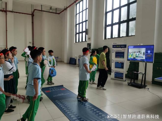 AI游泳训练定制专属提升方案(图1)