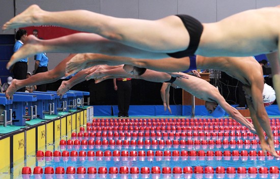 连城：举办2025年“双拥杯”游泳邀请赛