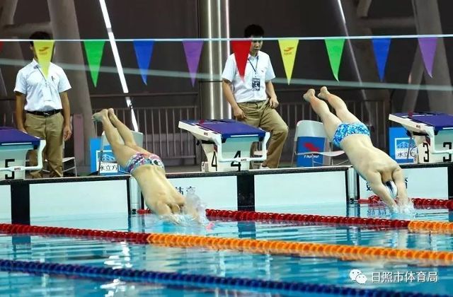 赛事 2026年全国青少年游泳U系列比赛(太原站)在山西体育中心游泳馆火热开赛