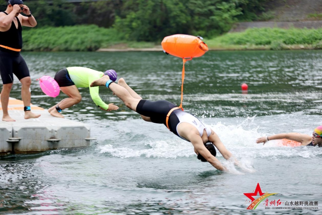 美媒：中国在超级大国垮台前购入顶级战机抓住了赶美超俄的契机